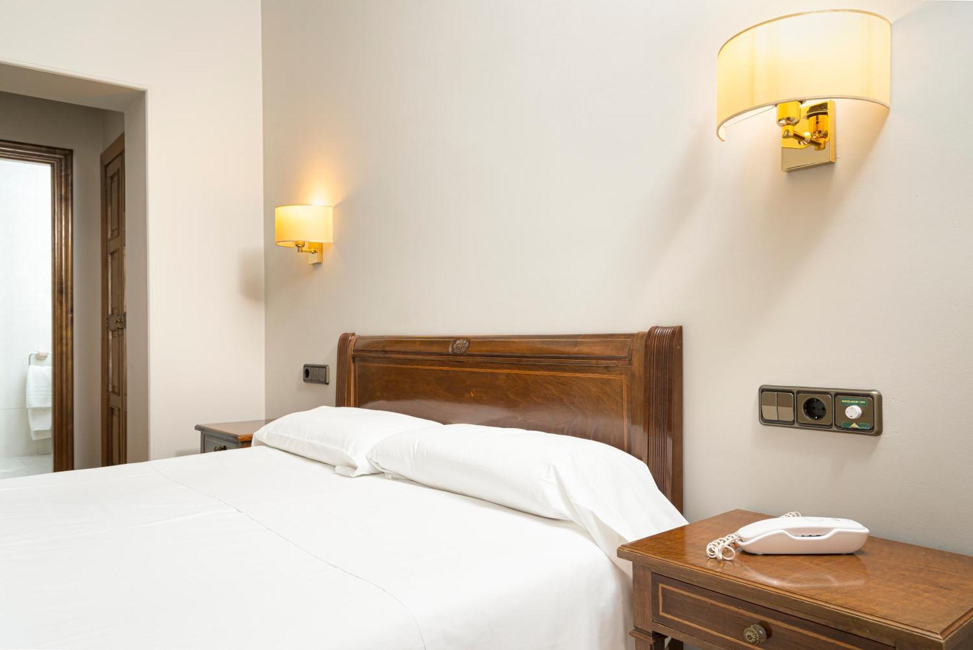 Hotel Hernan Cortes Gijon Exterior photo